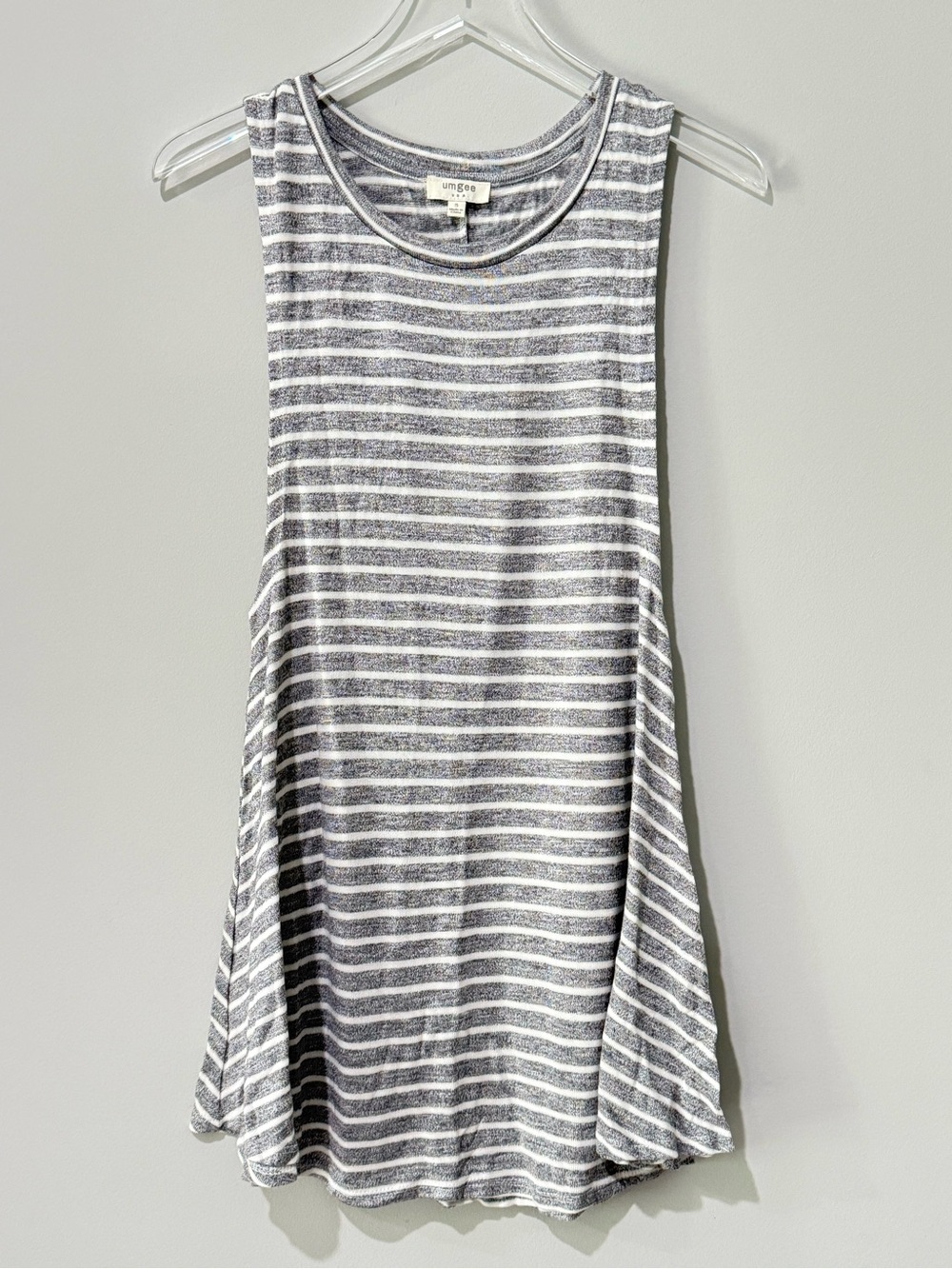 Umgee Gray and White Striped Low Side Sleeveless Tank Top Size Small Tunic